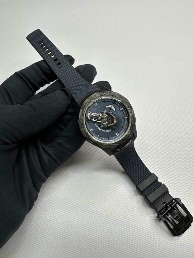 Часы Ulysse Nardin FREAK ONE NAVY BLUE 2403-500-3A/3A