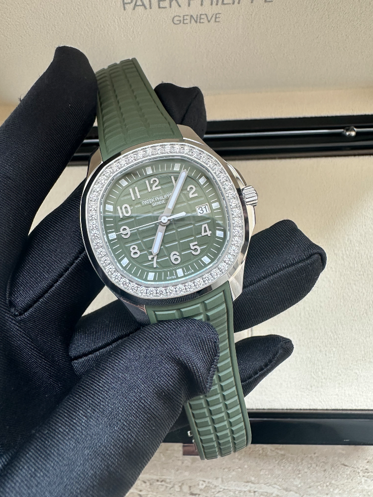Часы Patek Philippe Aquanaut Luce 5267/200A-011