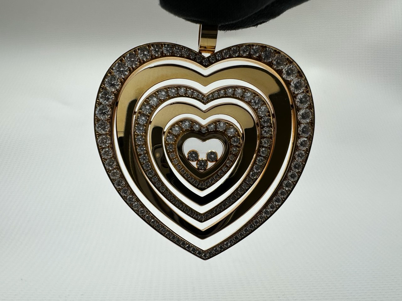 Подвеска Chopard Happy Diamonds 797222-5002