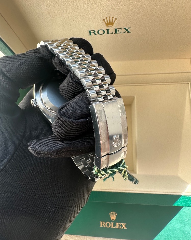 Часы Rolex Datejust 36mm Steel and White Gold 126234-0051