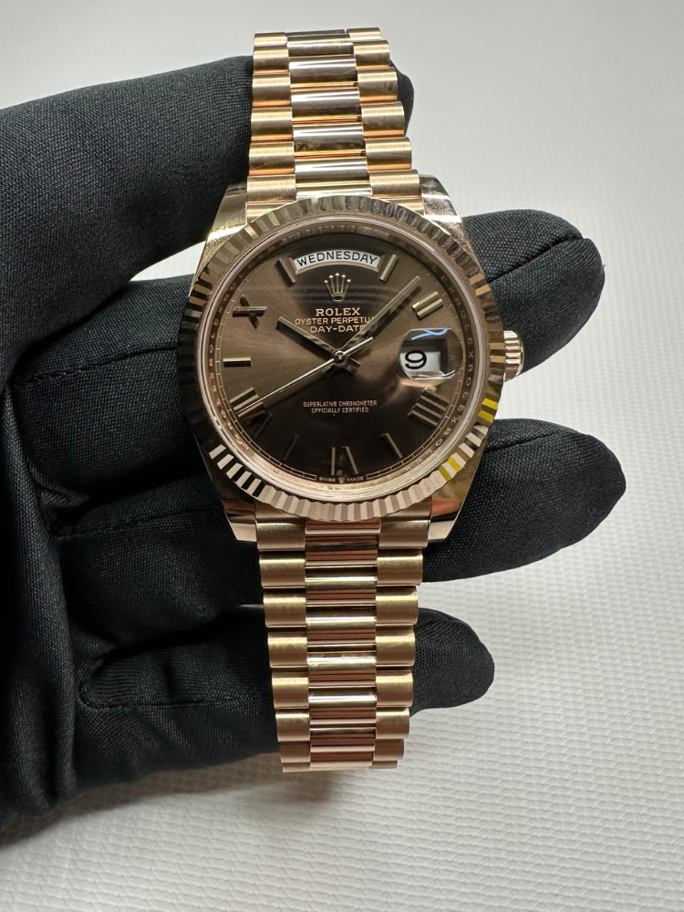Часы Rolex Day-Date 40 mm Everose Gold 228235-0002