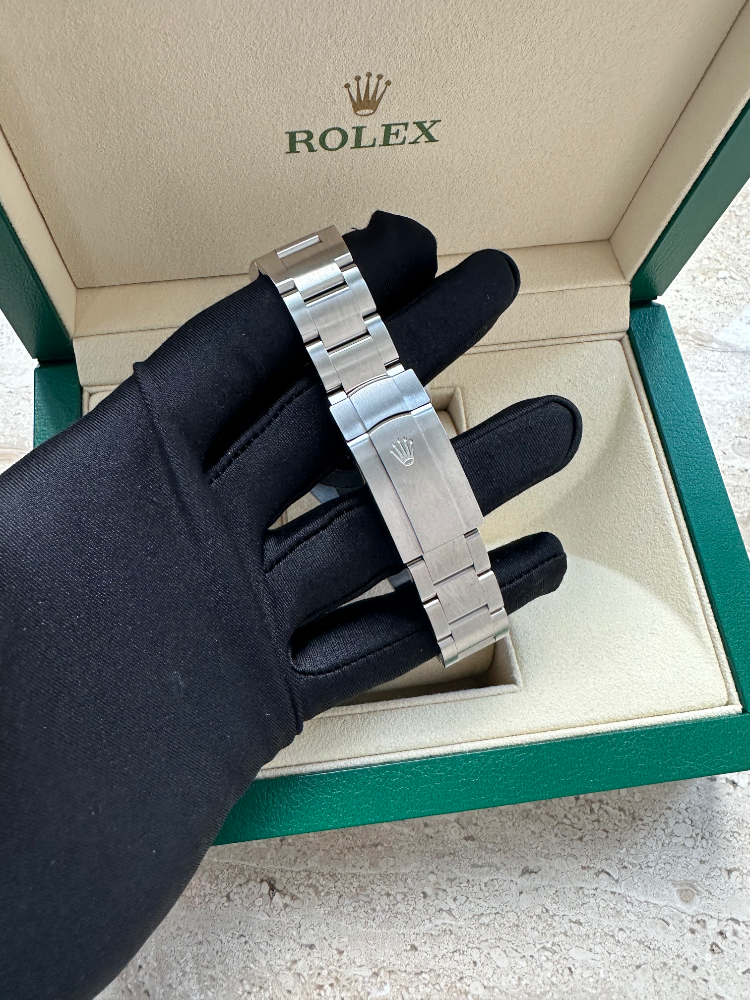 Часы Rolex PERPETUAL 41мм Steel 124300-0002