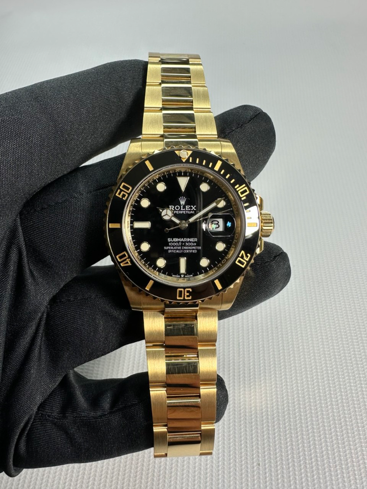 Часы Rolex SUBMARINER DATE 41 MM YELLOW GOLD 126618LN
