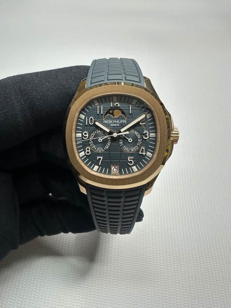 Часы Patek Philippe AQUANAUT 5261R-001