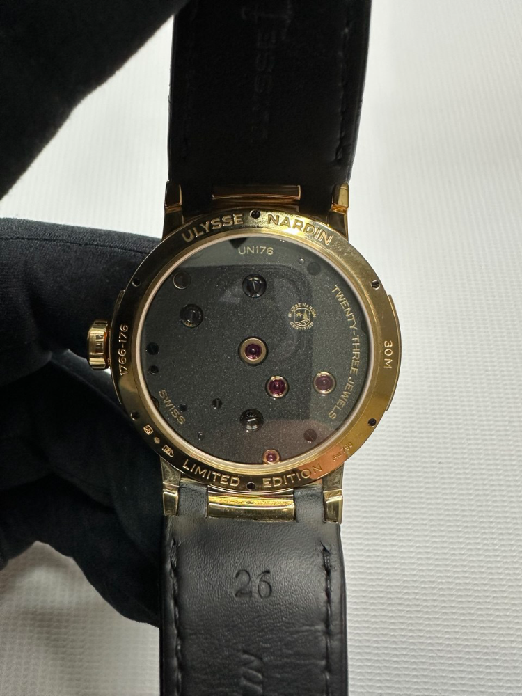 Часы Ulysse Nardin Executive Dual Time Tourbillon Free Wheel 1766-176LE/CARB