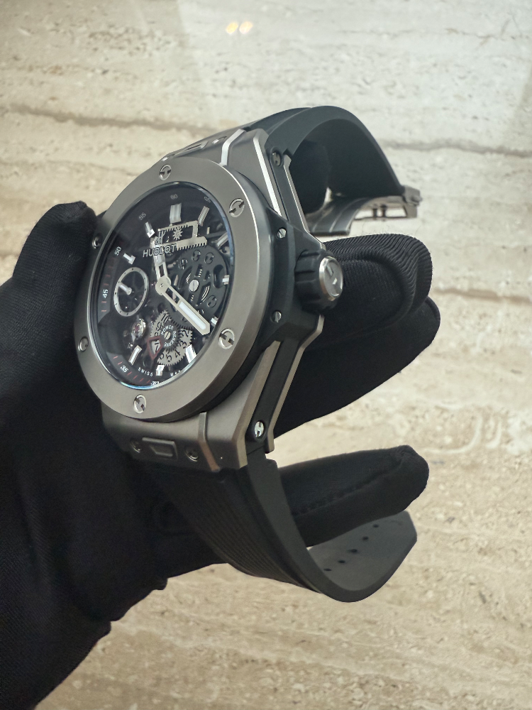 Часы Hublot BIG BANG MECA-10 TITANIUM 45mm 414.NI.1123.RX