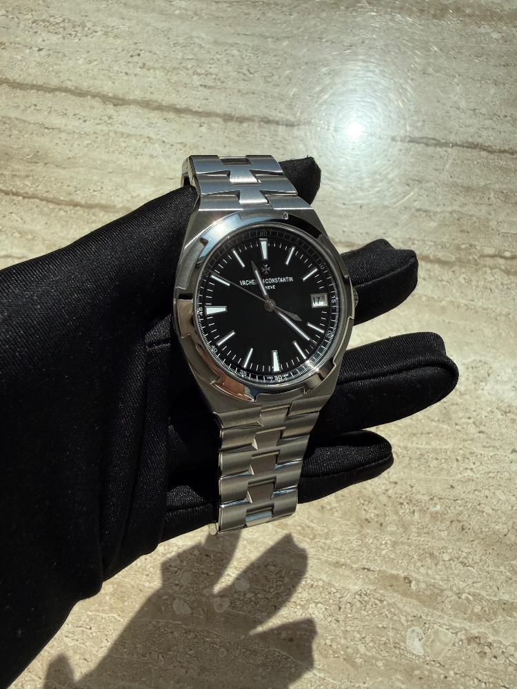 Часы Vacheron Constantin OVERSEAS Self-Winding 4500V/110A-B483 41mm Steel