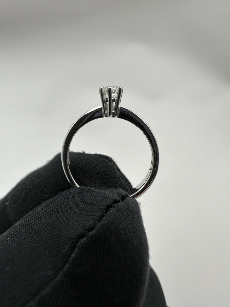 Кольцо с бриллиантом Damiani Engagement Rings 0 27ct 20012894