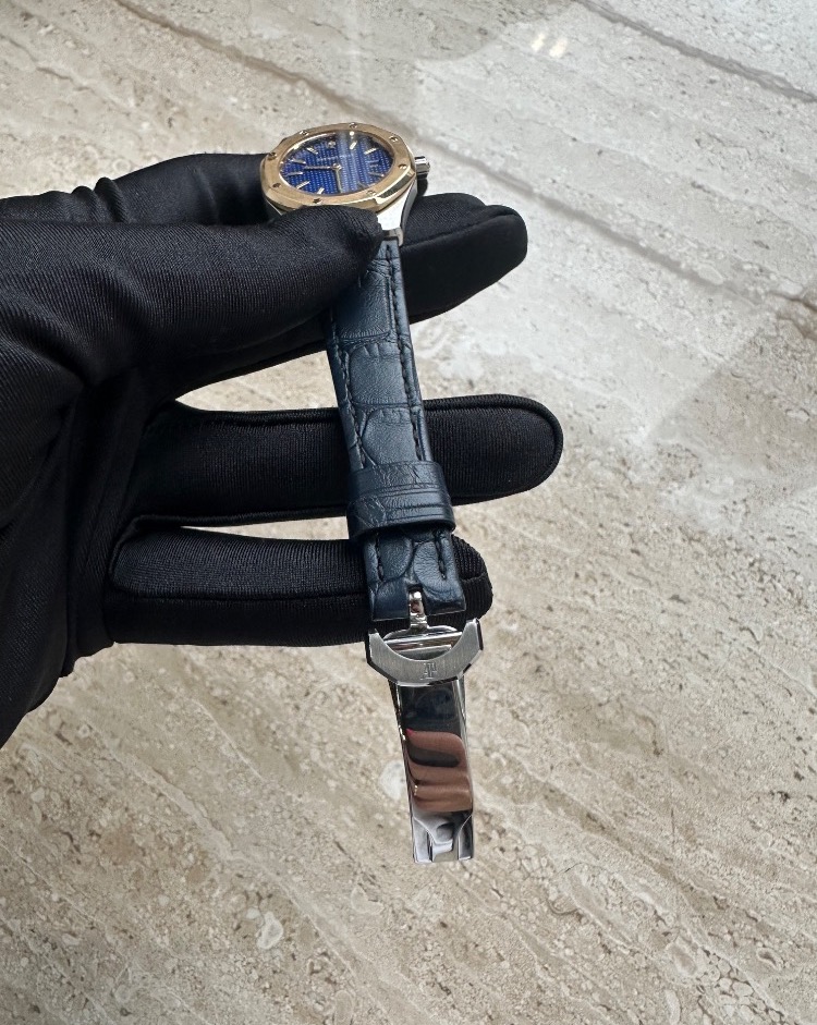 Часы AUDEMARS PIGUET Royal Oak Quartz mix