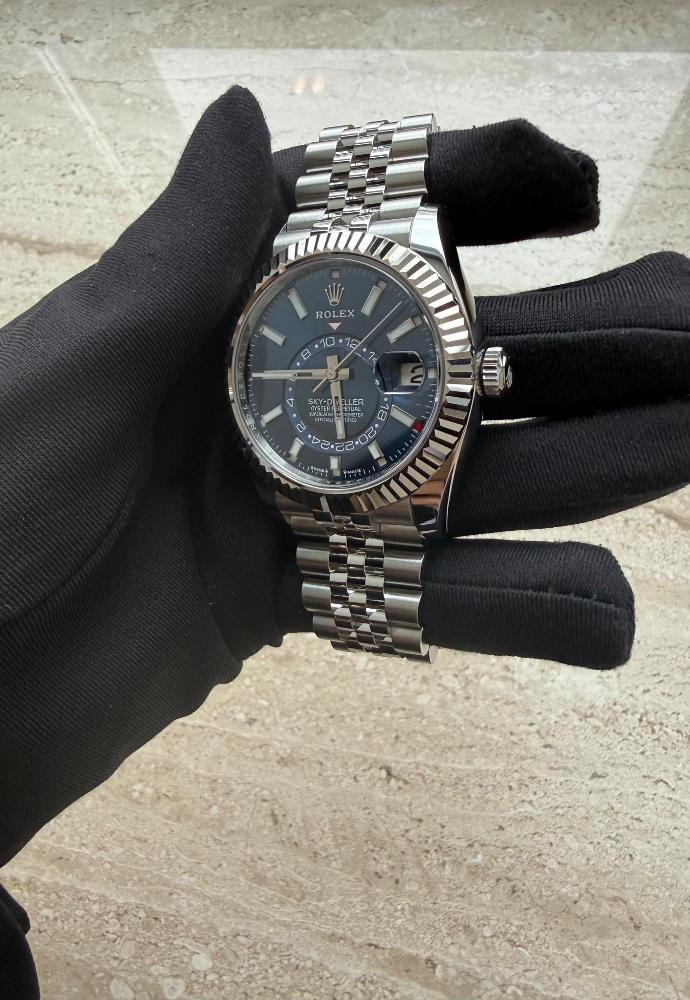 Часы Rolex Sky-Dweller 42mm Steel and White Gold 336934