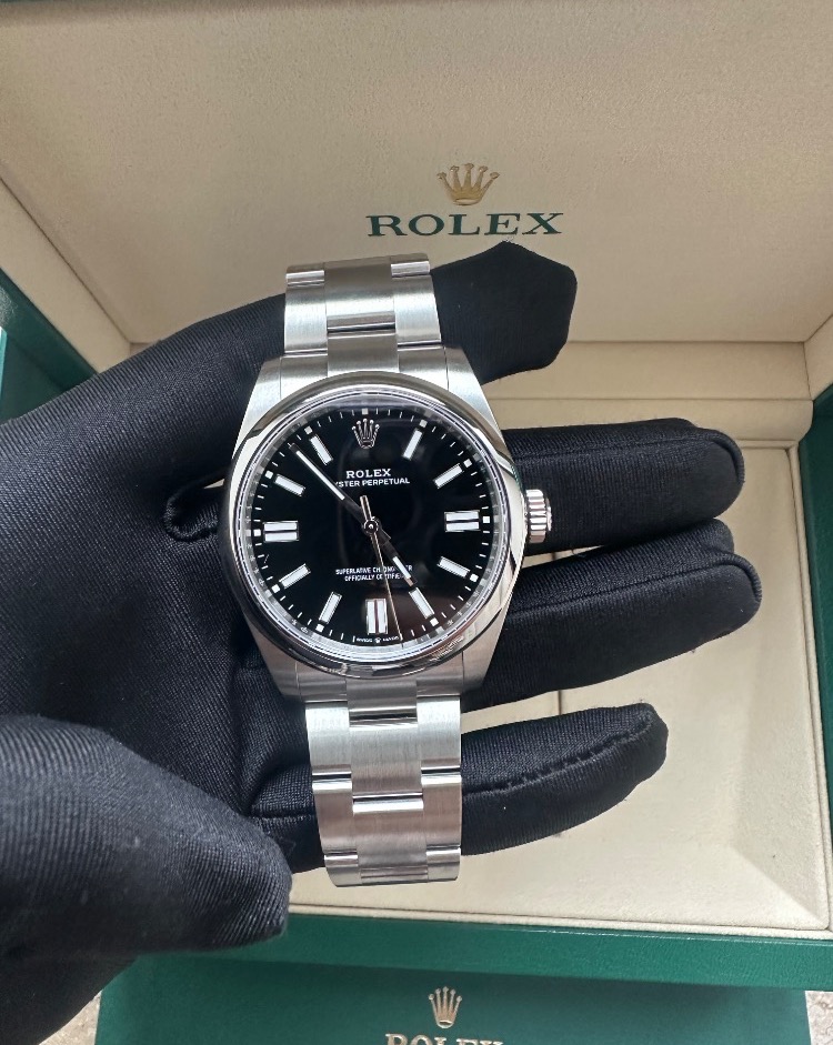 Часы Rolex Oyster Perpetual 41mm 134300