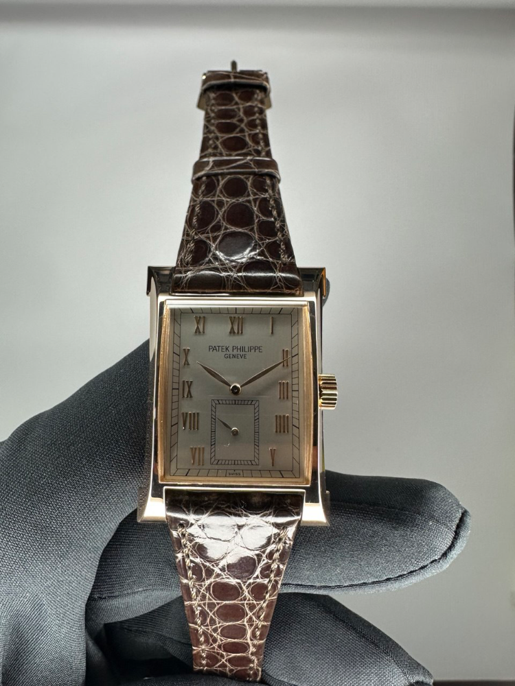 Часы Patek Philippe Pagoda 5500-J