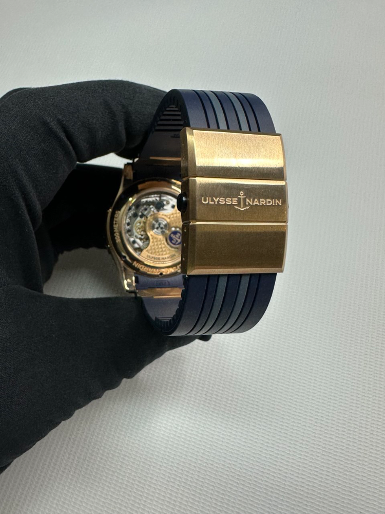 Часы Ulysse Nardin Diver Chronograph 1502-151-3/93