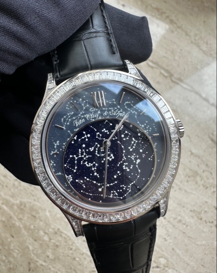 Часы Van Cleef & Arpels POETIC COMPLICATION MIDNIGHT IN PARIS VCARM96400