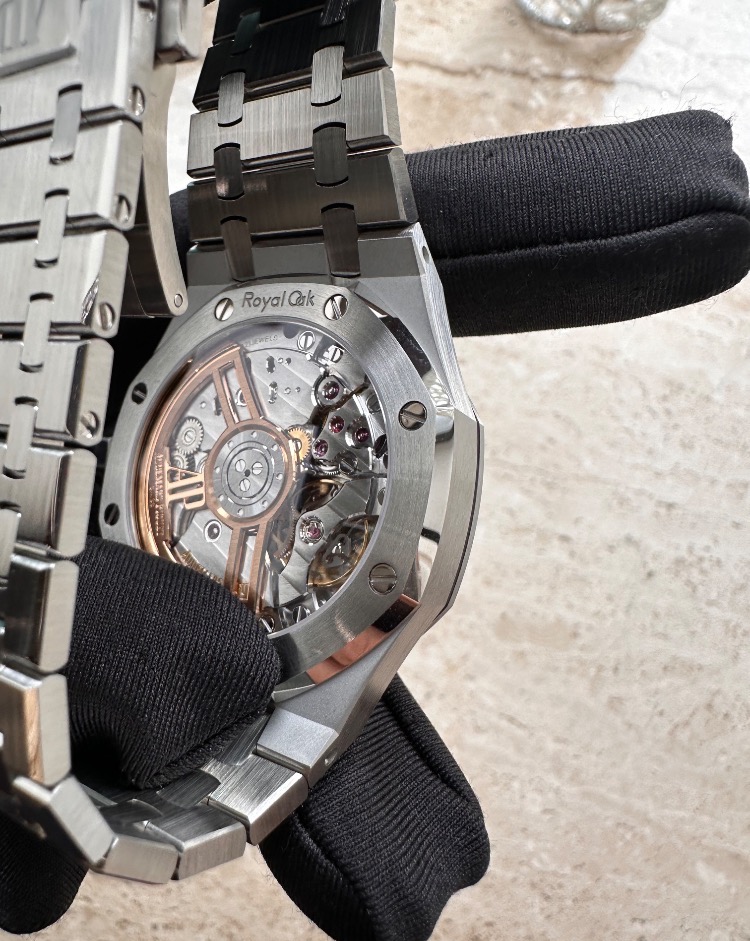 Часы AUDEMARS PIGUET ROYAL OAK SELFWINDING 15510ST.OO.1320ST.06