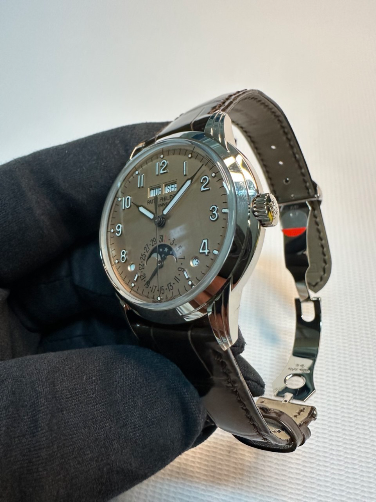Часы Patek Philippe Grand Complications 5320G-011