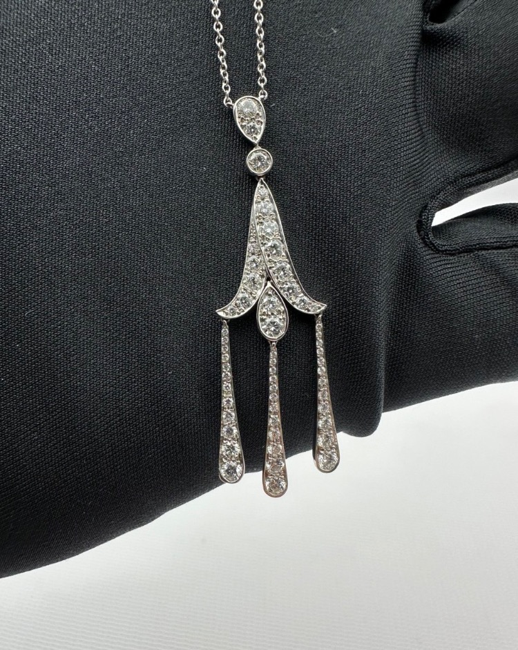 Подвеска Tiffany&Co. Legacy Collection.