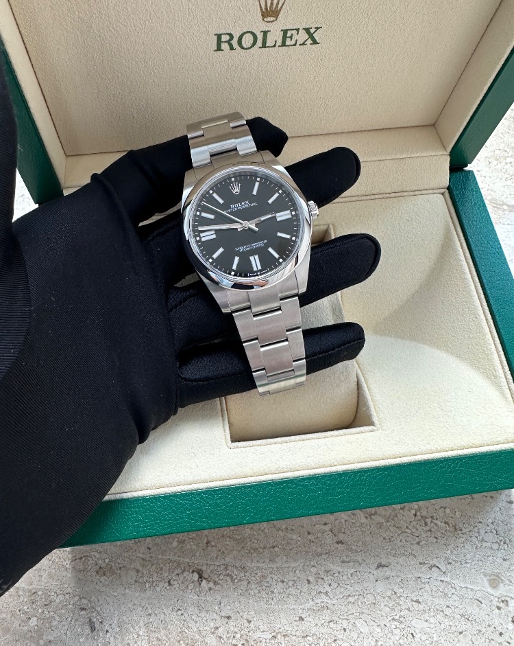 Часы Rolex PERPETUAL 41мм Steel 124300-0002