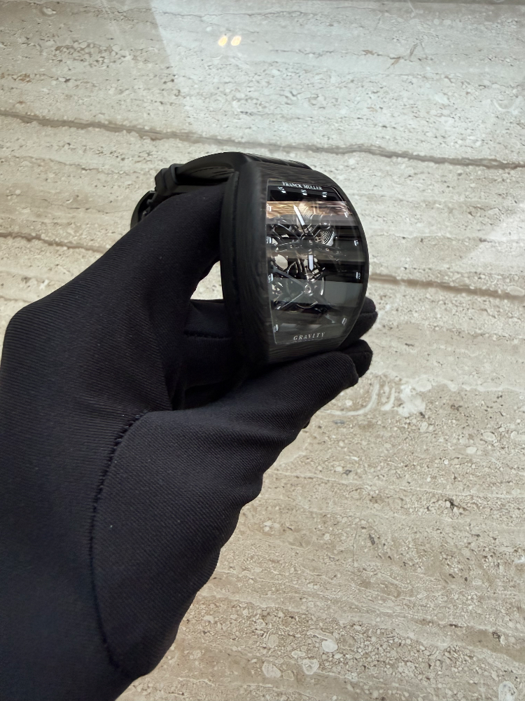 Часы Franck Muller Gravity V 45 T GR CS SQT V-45-T-Gravity-CS-SQT-Carbon-NR