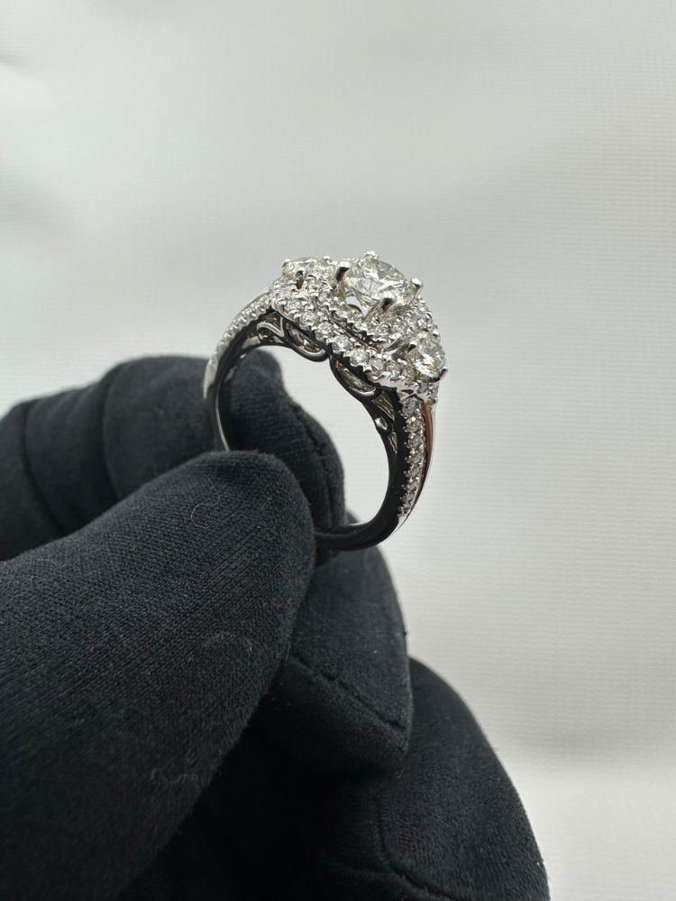 Кольцо RALFDIAMONDS с бриллиантами 1 26 карат.