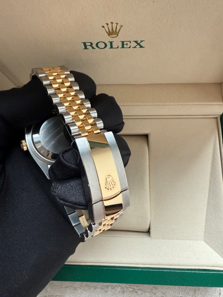 Часы Rolex DateJust 36 mm Steel and Yellow gold 126233-0015