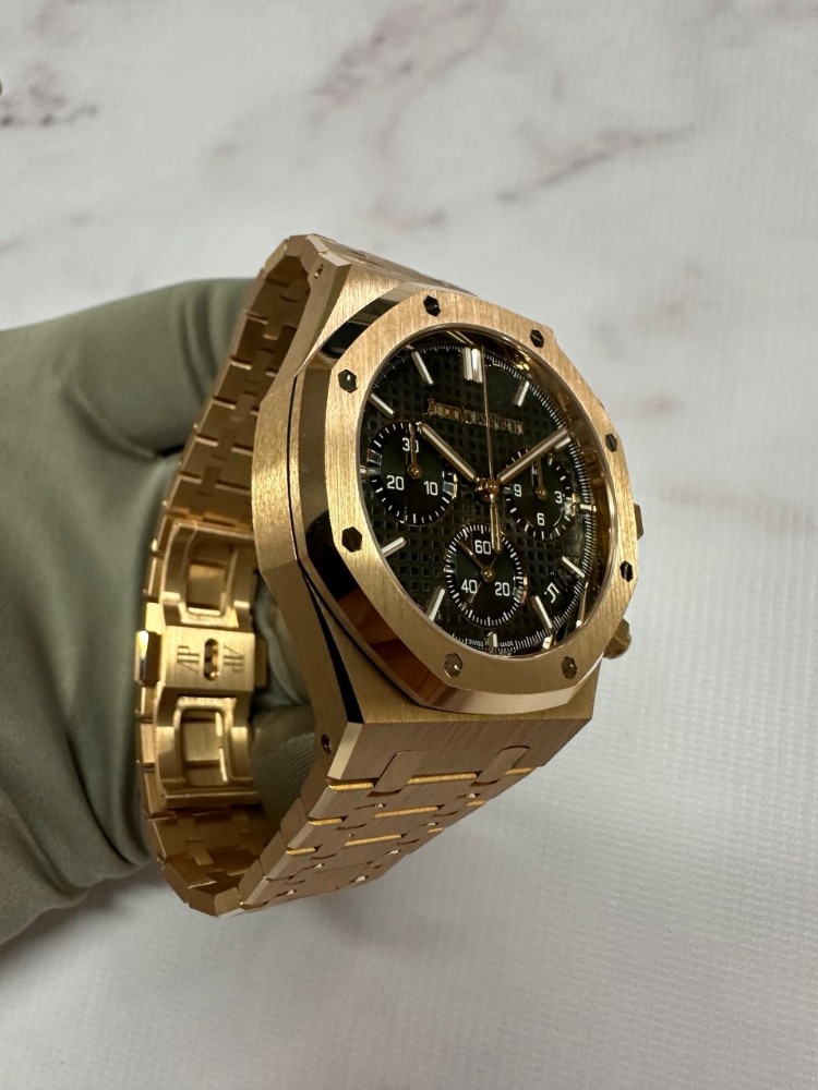 Часы AUDEMARS PIGUET ROYAL OAK CHRONOGRAPH 26240OR.OO.1320OR.08