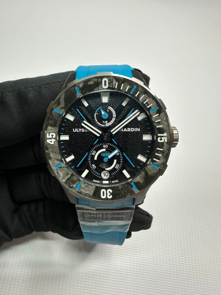Часы Ulysse Nardin DIVER NET AZURE 44MM 1183-170-2B