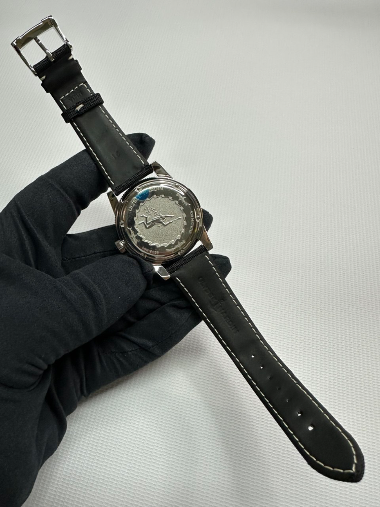 Часы Ulysse Nardin Diver Automatic 42мм 3203-950
