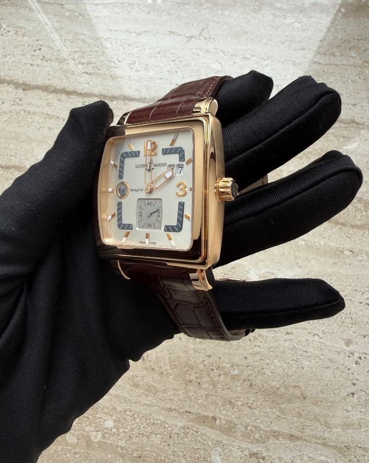 Часы Ulysse Nardin DUAL TIME QUADRATO 246-92/600
