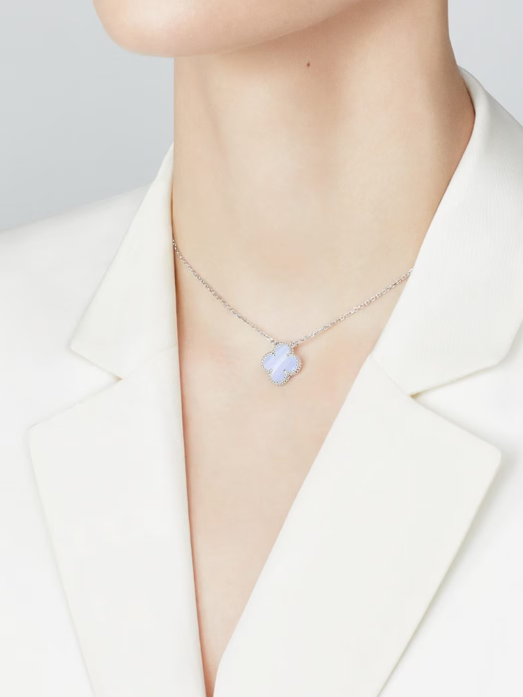 Подвеска Van Cleef & Arpels Vintage Alhambra VCARD34900