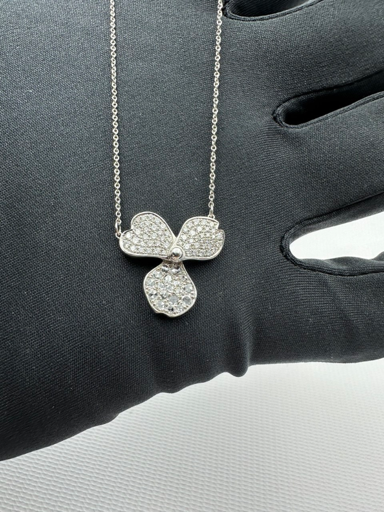 Подвеска Tiffany&Co. Tiffany Paper Flowers в виде соцветия с бриллиантовым «паве»