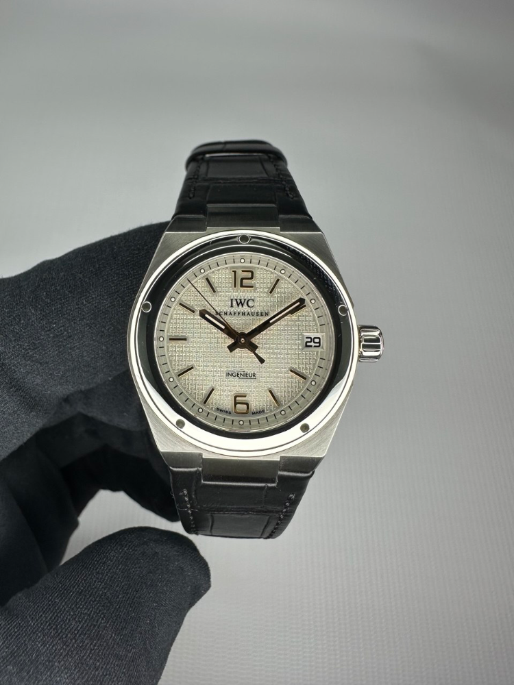 Часы IWC Ingenieur Midsize IW451504
