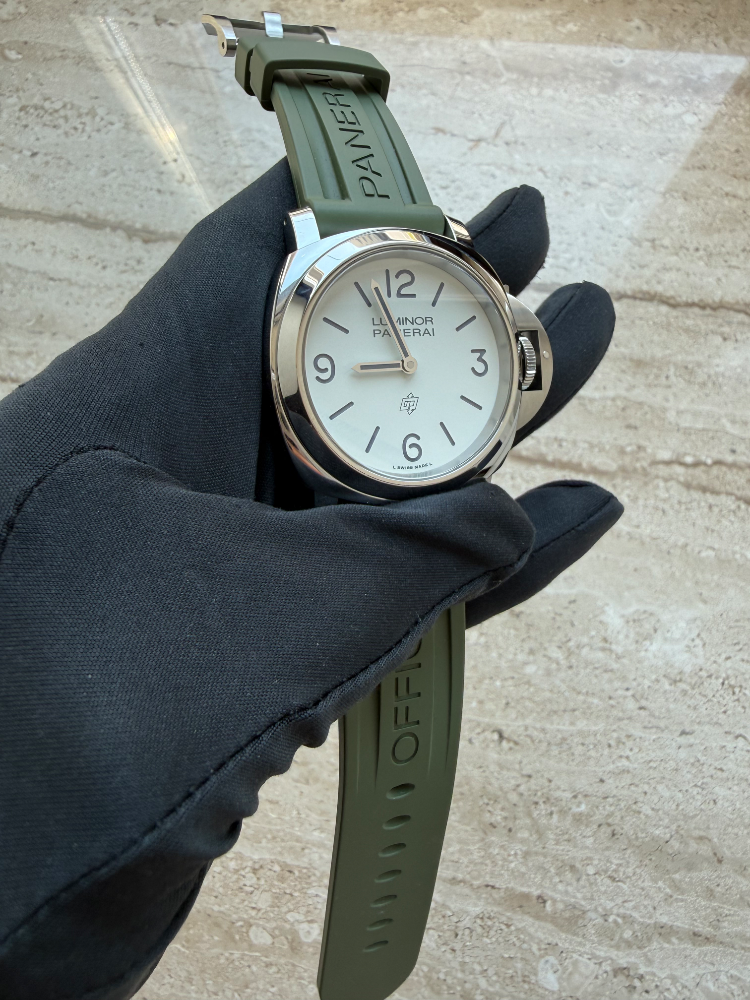 Часы Panerai Luminor Base Logo PAM01087
