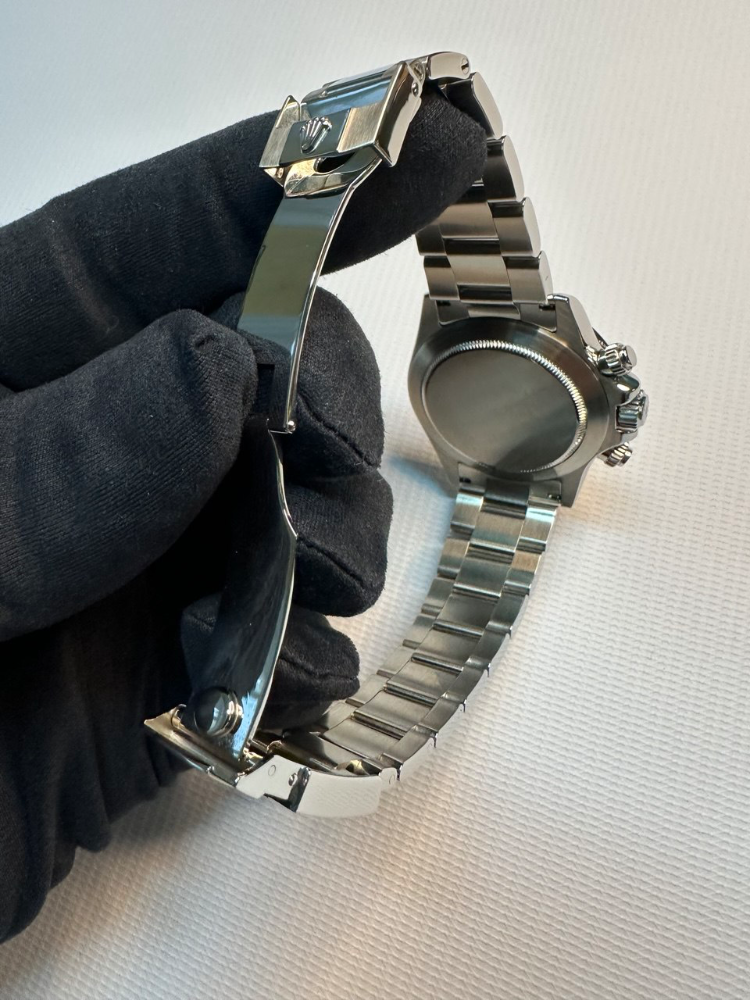 Часы Rolex Cosmograph Daytona 40mm Steel 116520
