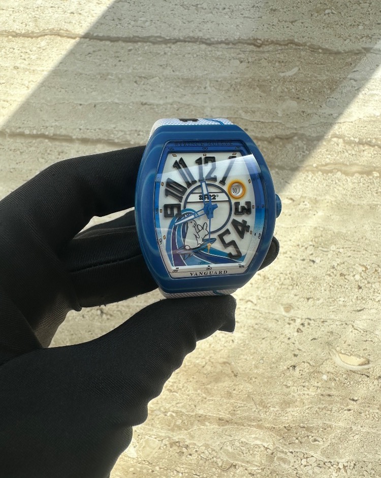 Часы Franck Muller Vanguard Beach Fxxking Rabbits V41SCDTBEACHFR2BUGF1