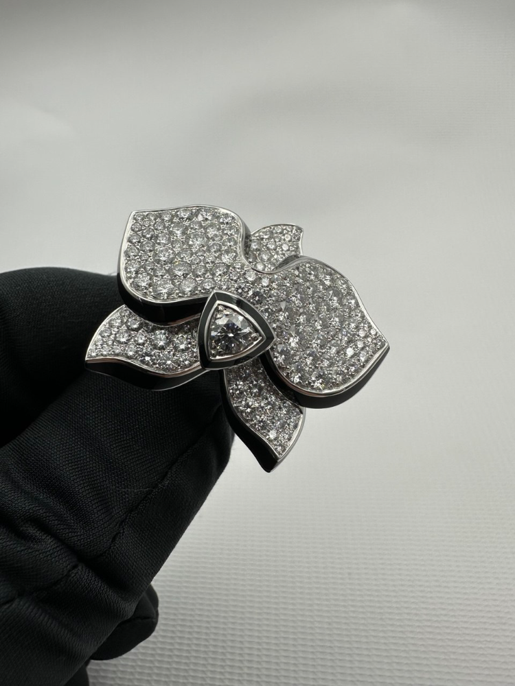 Кольцо Cartier Caresse d Orchidées N4228553