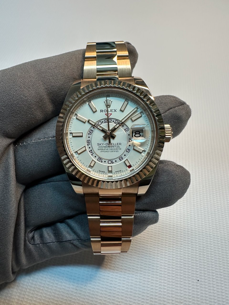 Часы Rolex Sky-Dweller 42mm Everose Gold 326935-0005