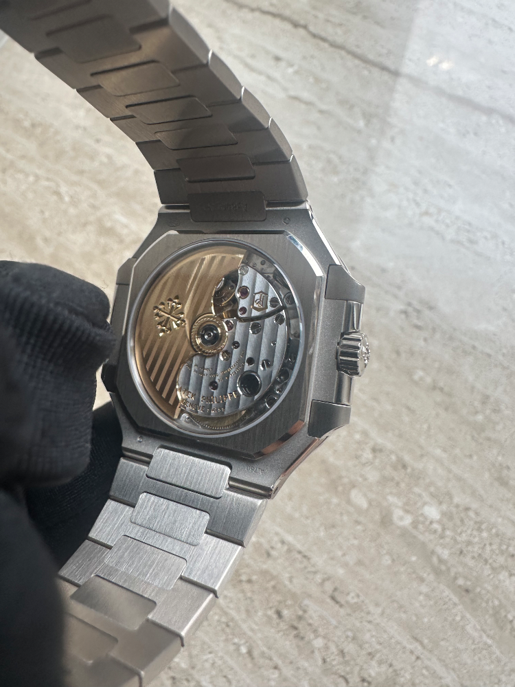 Часы Patek Philippe CUBITUS WHITE GOLD 7128/1G-001