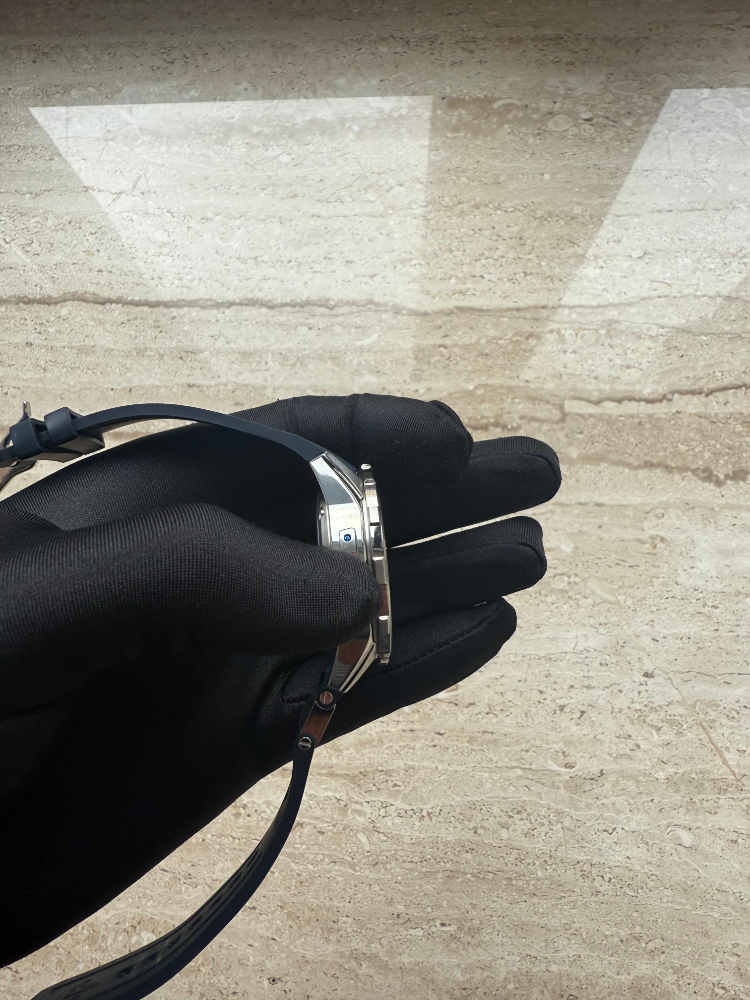 Часы Ulysse Nardin DIVER 44ММ 1183-170-3/93