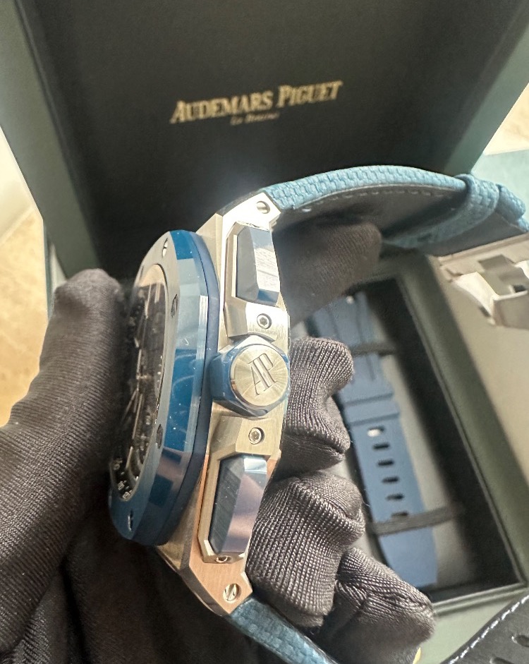 Часы AUDEMARS PIGUET ROYAL OAK OFFSHORE ХРОНОГРАФ АВТОМАТИЧЕСКИЕ 26420SO.OO.A029VE.01