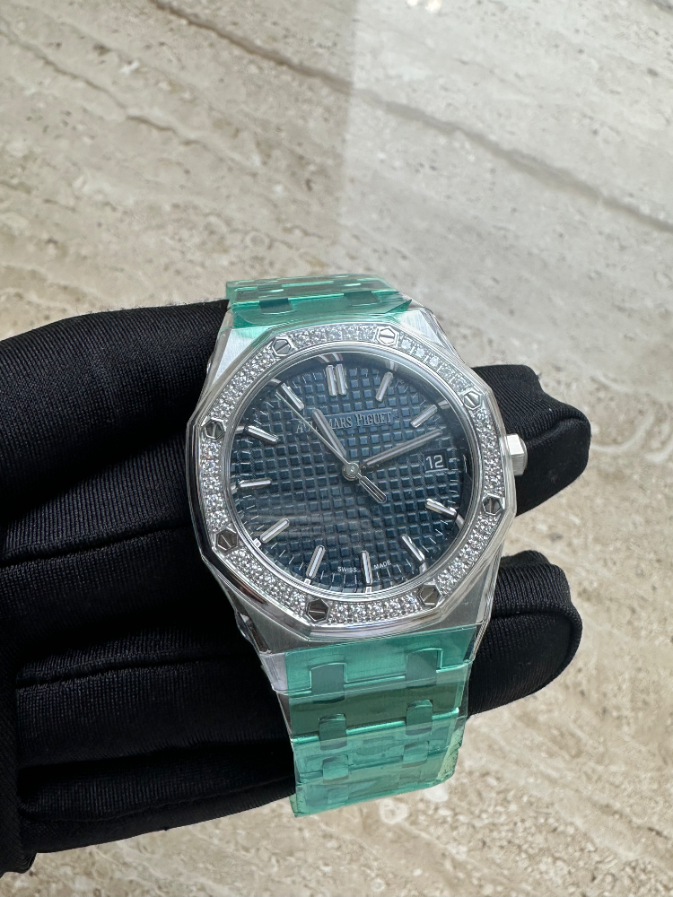 Часы AUDEMARS PIGUET ROYAL OAK SELFWINDING 34 MM 77451ST.ZZ.1361ST.04