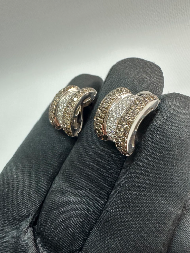 Серьги Chopard Classic Diamonds 846478-1003