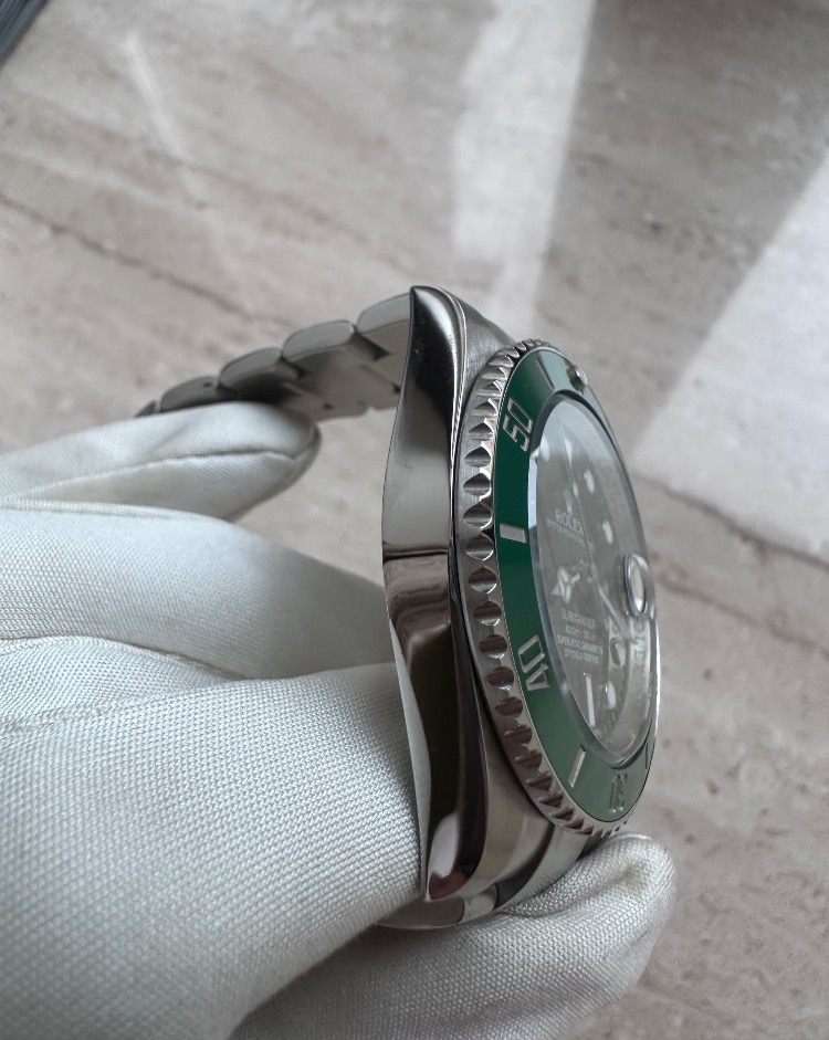 Часы Rolex Submariner Date 40mm Steel Ceramic 116610LV