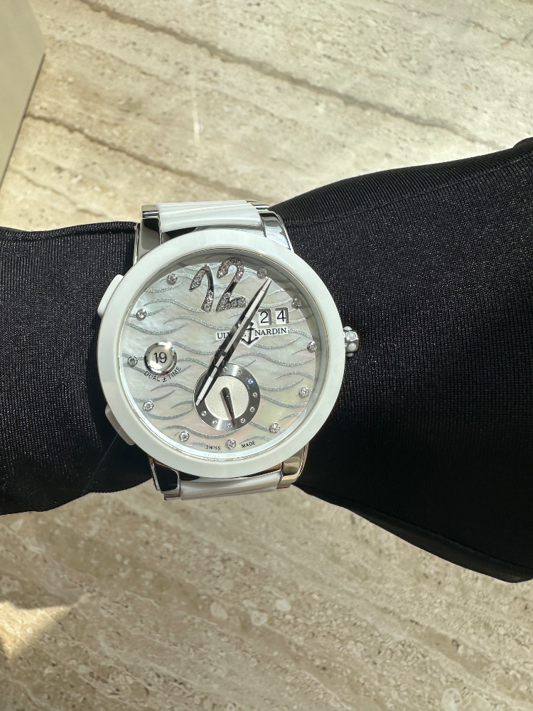 Часы Ulysse Nardin Executive Dual Time Lady 243-10-7/691