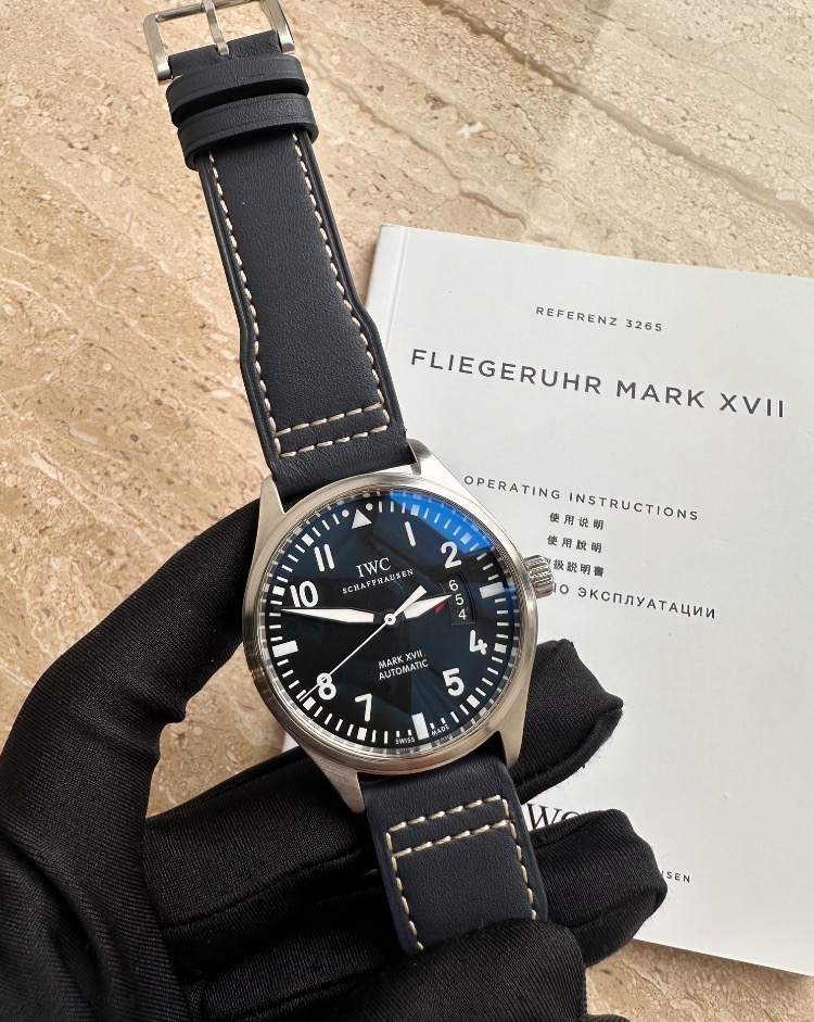 Часы IWC Pilots Watch Mark XVII IW326501
