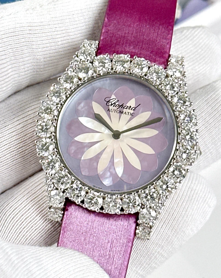 Часы Chopard L Heure du Diamant 35 mm 139419-1409