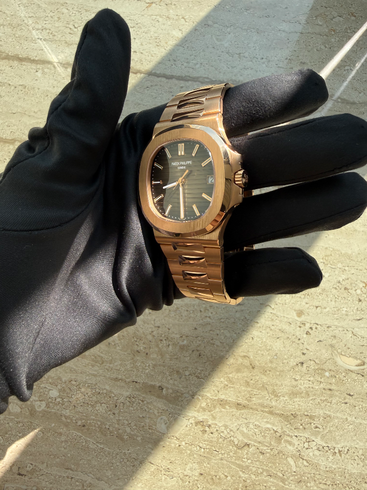 Часы Patek Philippe Nautilus 5711/1R-001