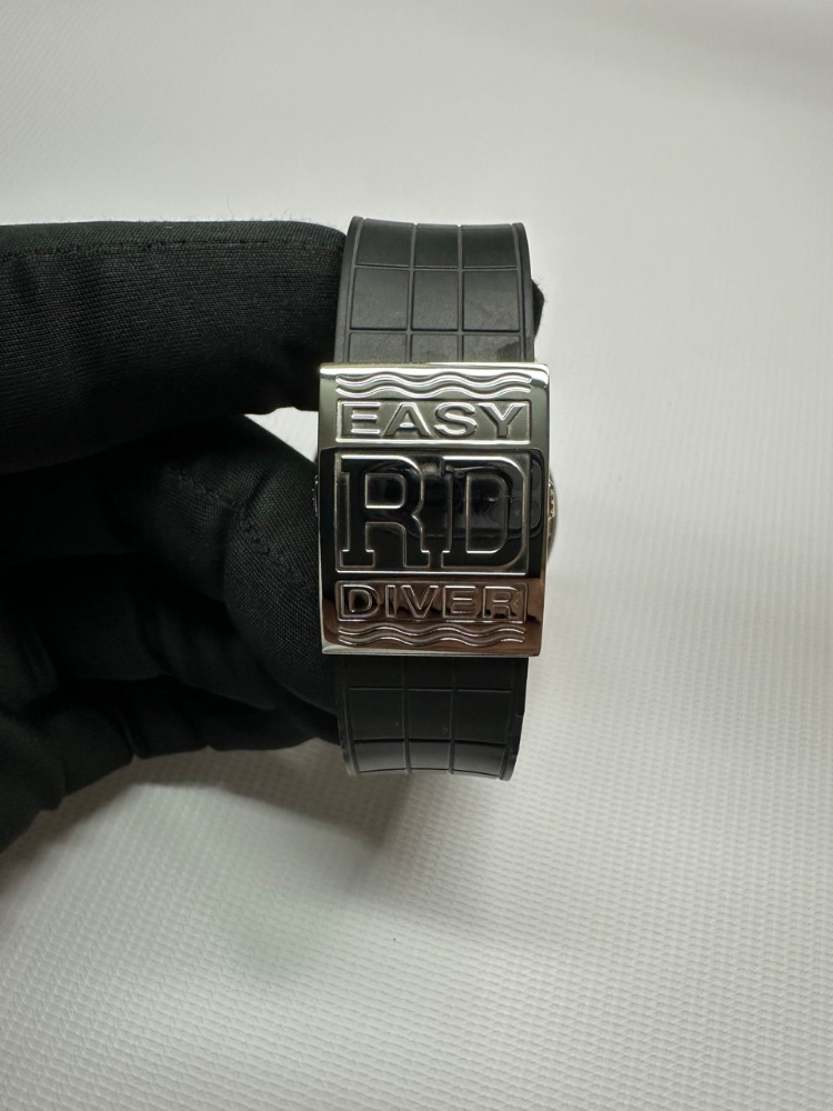 Часы Roger Dubuis EASY DIVER SE46 56 9 3.53