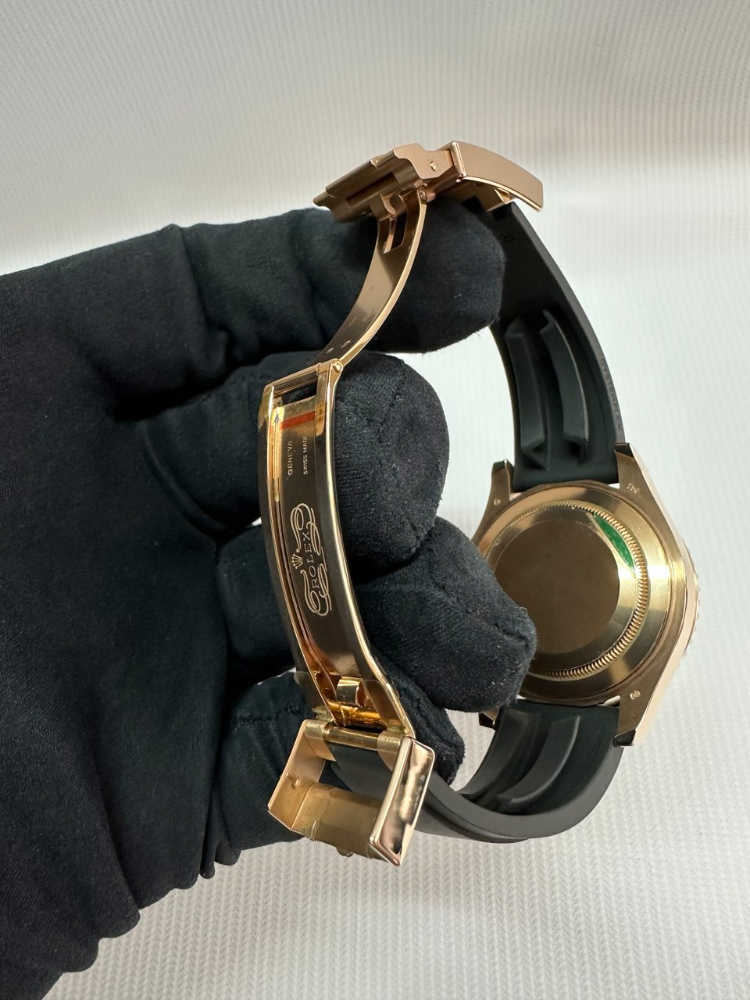 Часы Rolex YACHT-MASTER 40MM EVEROSE GOLD 116655