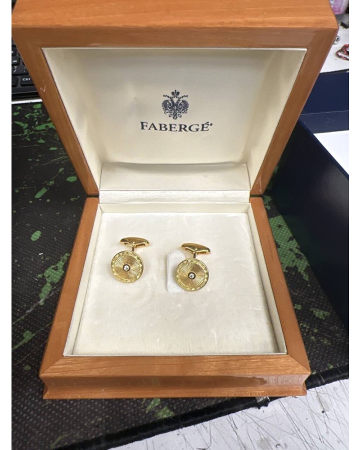 Запонки Faberge с бриллиантами.